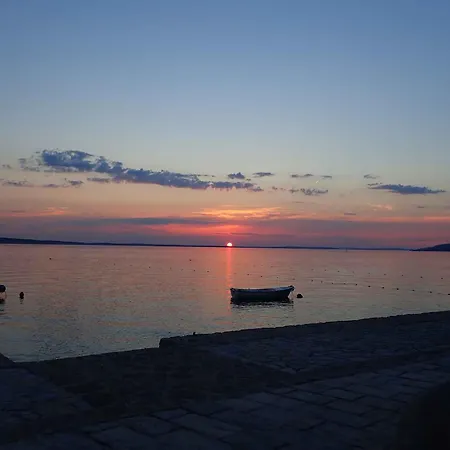 In Starigrad-paklenica 6865 Apartman Starigrad-Paklenica