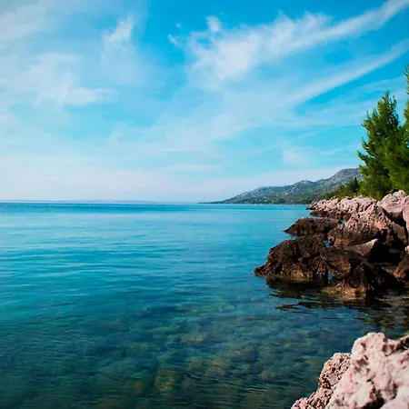 In Starigrad-paklenica 6865 Apartman *